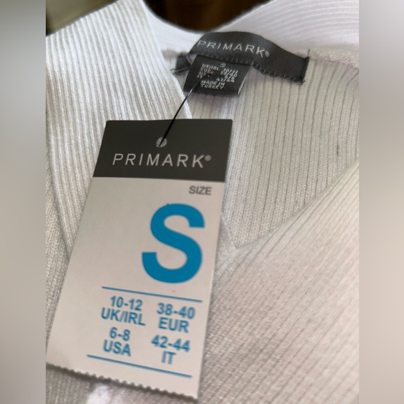 Women's-Primark Criss Cross front and mock neck back. Ribbed, Cropped, Size S. - Picture 6 of 8